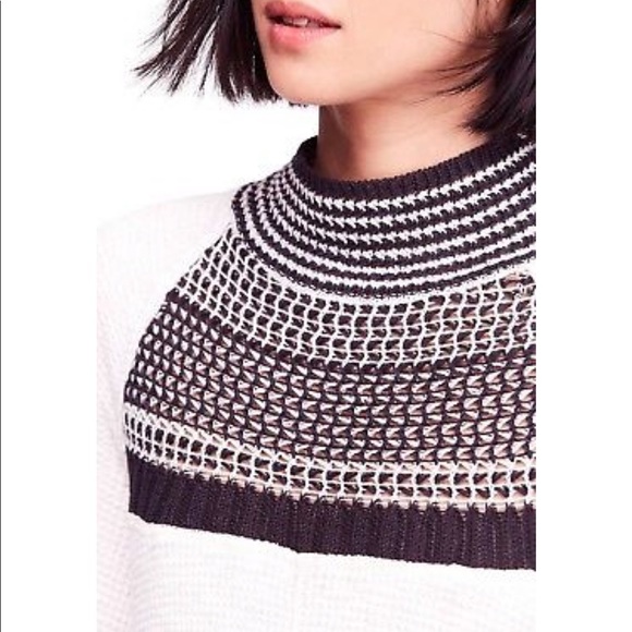 Free People😎🌺Gorgeous Turtleneck Thermal Top😎🌺 - Picture 6 of 6